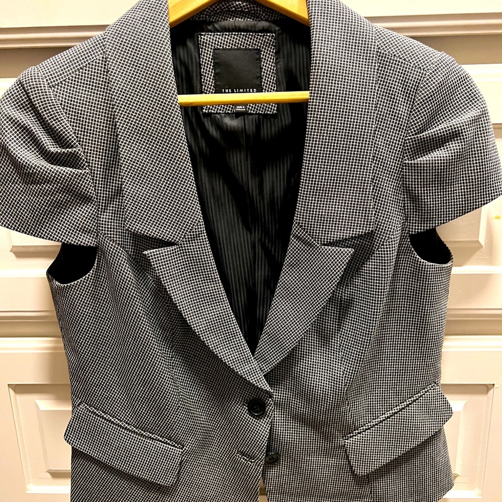 Short sleeve black and white blazer from The Limited. Size Large.